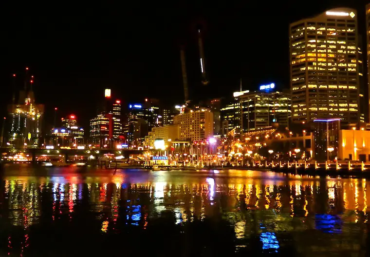 Sydney-Darling-Harbour-night