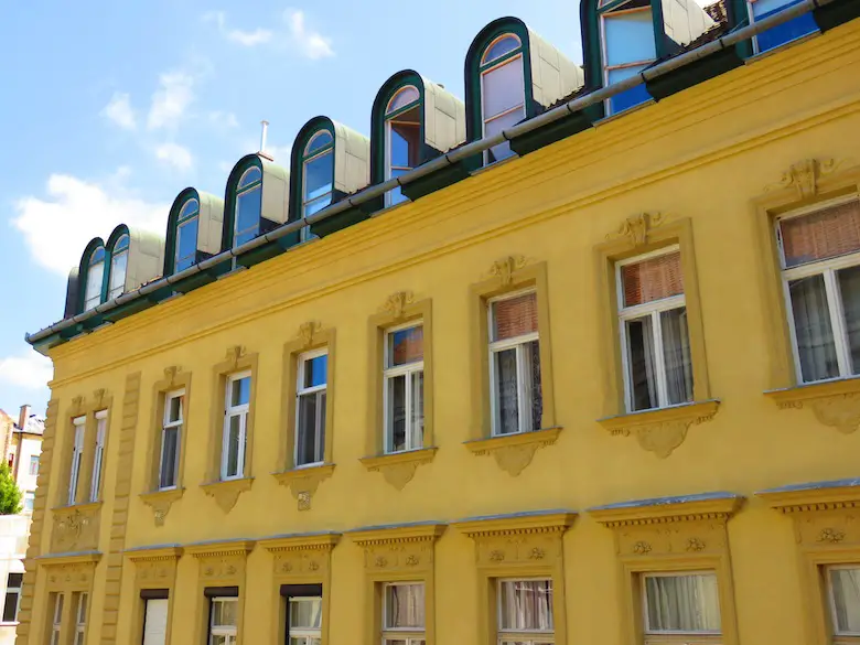 budapest-yellow-building