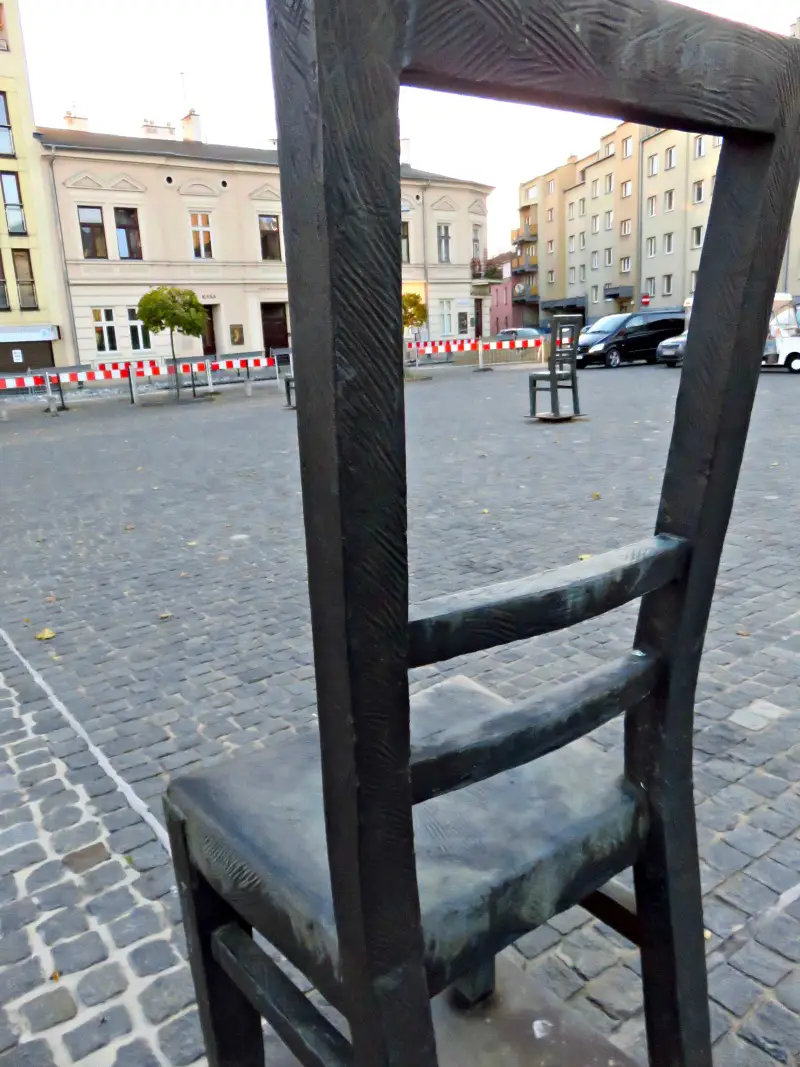 memorial chaises Cracovie