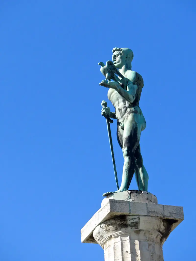 Statue Victor Belgrade