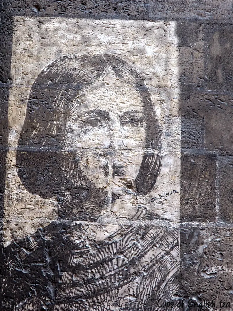 Rouen graffiti Jeanne d'Arc