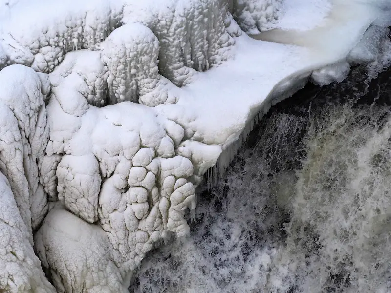 Kakabeka Falls frozen