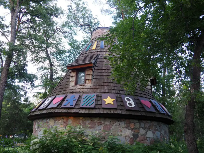 Witch Hut Kildonan Park